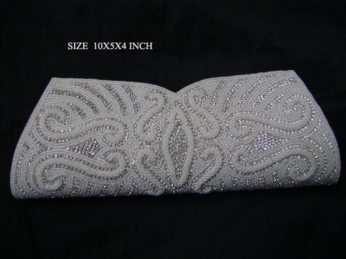 डिजाइनर क्लच पर्स