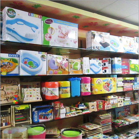 बच्चों के लिए स्विमिंग पूल