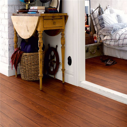 पेर्गो मूल उत्कृष्टता फ़्लोरिंग