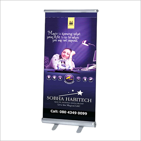 रोल अप विज्ञापन स्टैंडी
