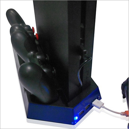 PS4 कंसोल और कंट्रोलर्स के लिए हब और यूएसबी पोर्ट