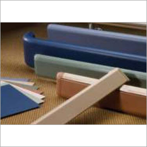 दीवार पर लगे हैंडरेल