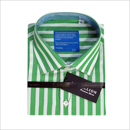 अस्तर औपचारिक शर्ट