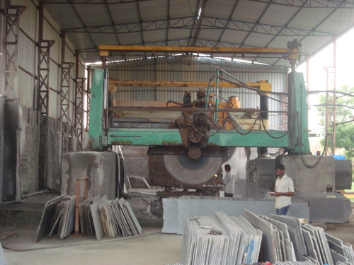 ग्रेनाइट कच्चे ब्लॉक काटने वाली मशीन