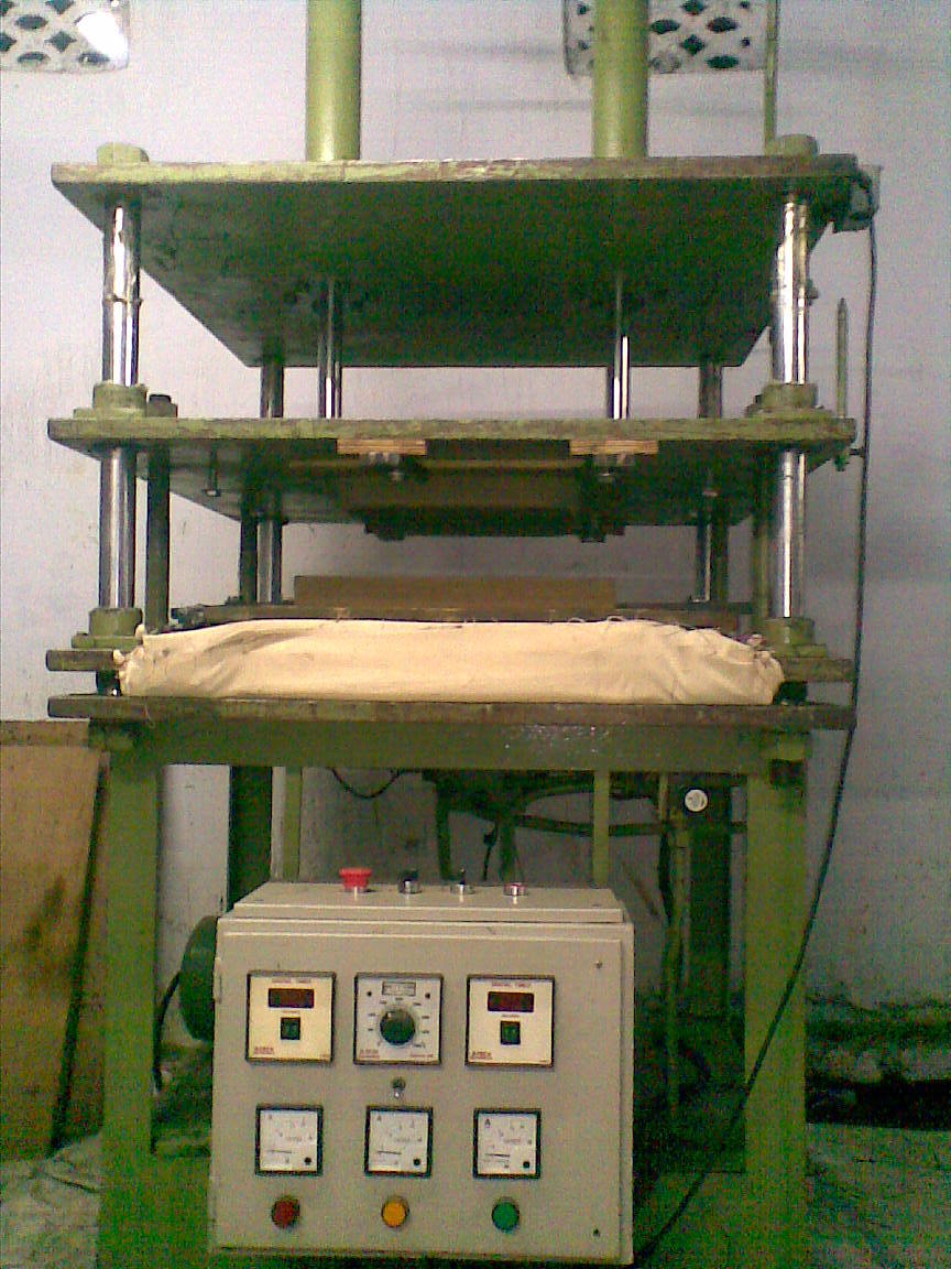 Hydraulic Press - Color: Grey