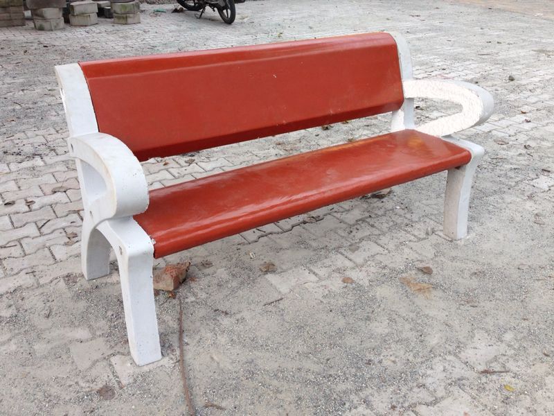 Rcc Precast Hand Rest Chair Bench - M-30 Grade Concrete, 1500mm X 400mm & 1500mm X 425mm, Grey Cement & Red Planks | Waterproof Coating, Reinforced Design For Durability