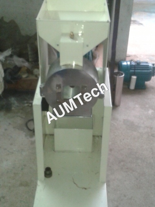 मसाला पीसने वाली मशीन