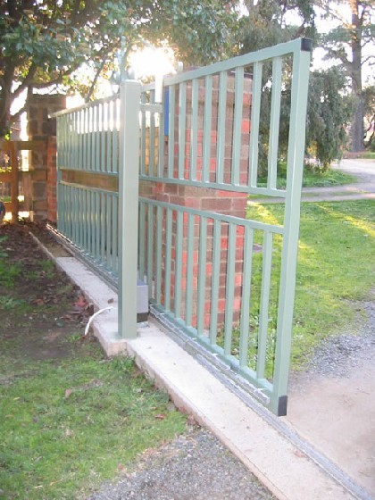 Motorised Sliding Gate - Iron Material, Automatic Bi-Parting & Horizontal Opening | Corrosion Resistant Finish, Low Maintenance, Excellent Performance