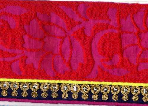 सजावटी कढ़ाई लेस