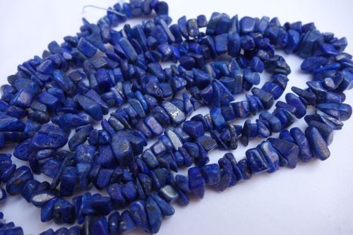 ब्लू नेचुरल 32 इंच लैपिस अनकट बीड्स जेमस्टोन वन स्ट्रैंड