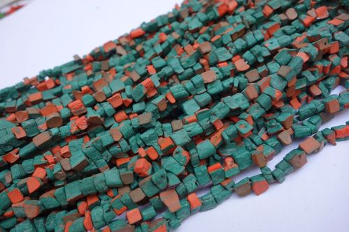 प्राकृतिक 2 स्ट्रैंड x12 इंच ऑरेंज और ग्रीन फ़िरोज़ा अनकट बीड्स जेमस्टोन वन स्ट्रैंड