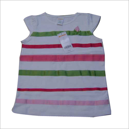 बच्चों के टॉप