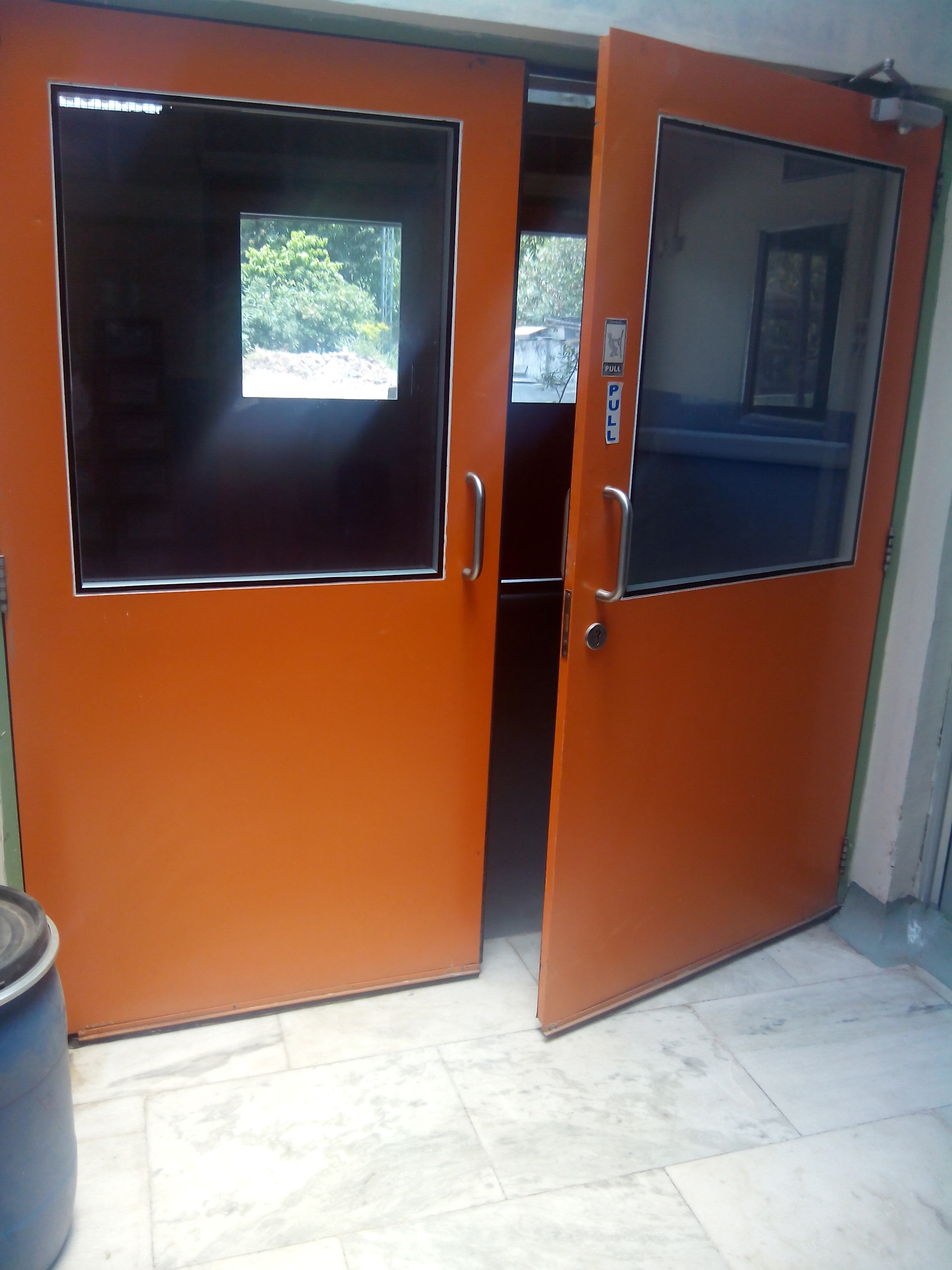 Cleanroom Flush Door - Application: Industrial