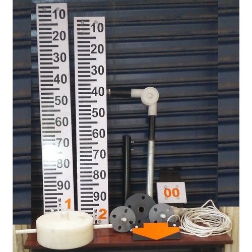 Float Board Level Gauge - Color: White