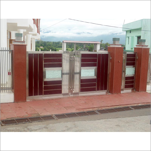 रेलिंग और गेट्स