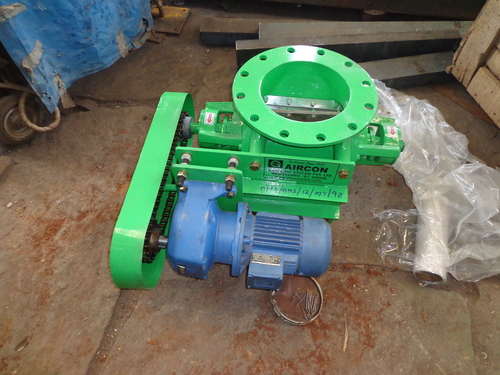 Rotary Air Lock - Metal Construction, 220-380 Volt Voltage, 50-70 Kilograms Weight | High Efficiency Material Handling Solution