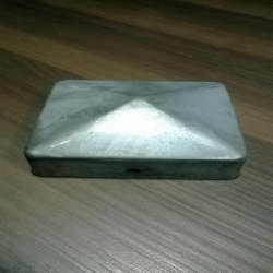 मेटल पोस्ट कैप