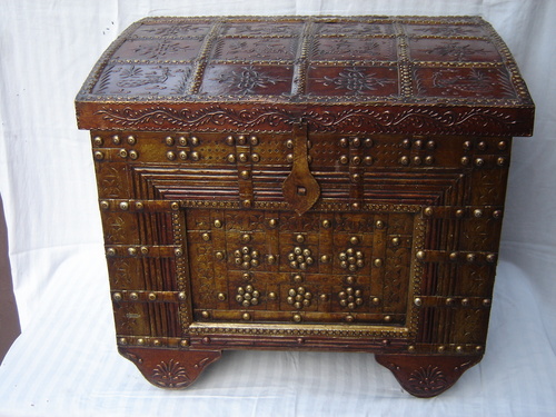 लकड़ी का पिटारा बॉक्स