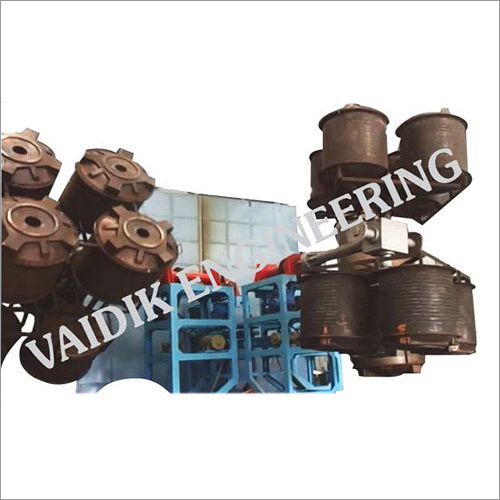 बाय एक्सियल रोटोमोल्डिंग मशीन