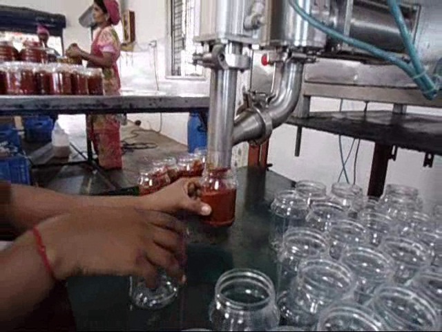 Pickle Filling Machine