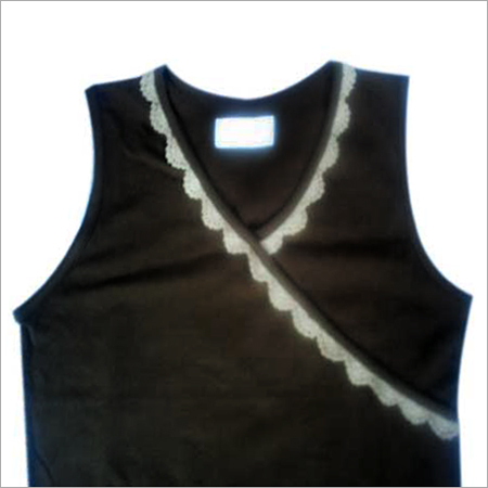 हैंडमेड लेडीज फैंसी क्रोशे वियर