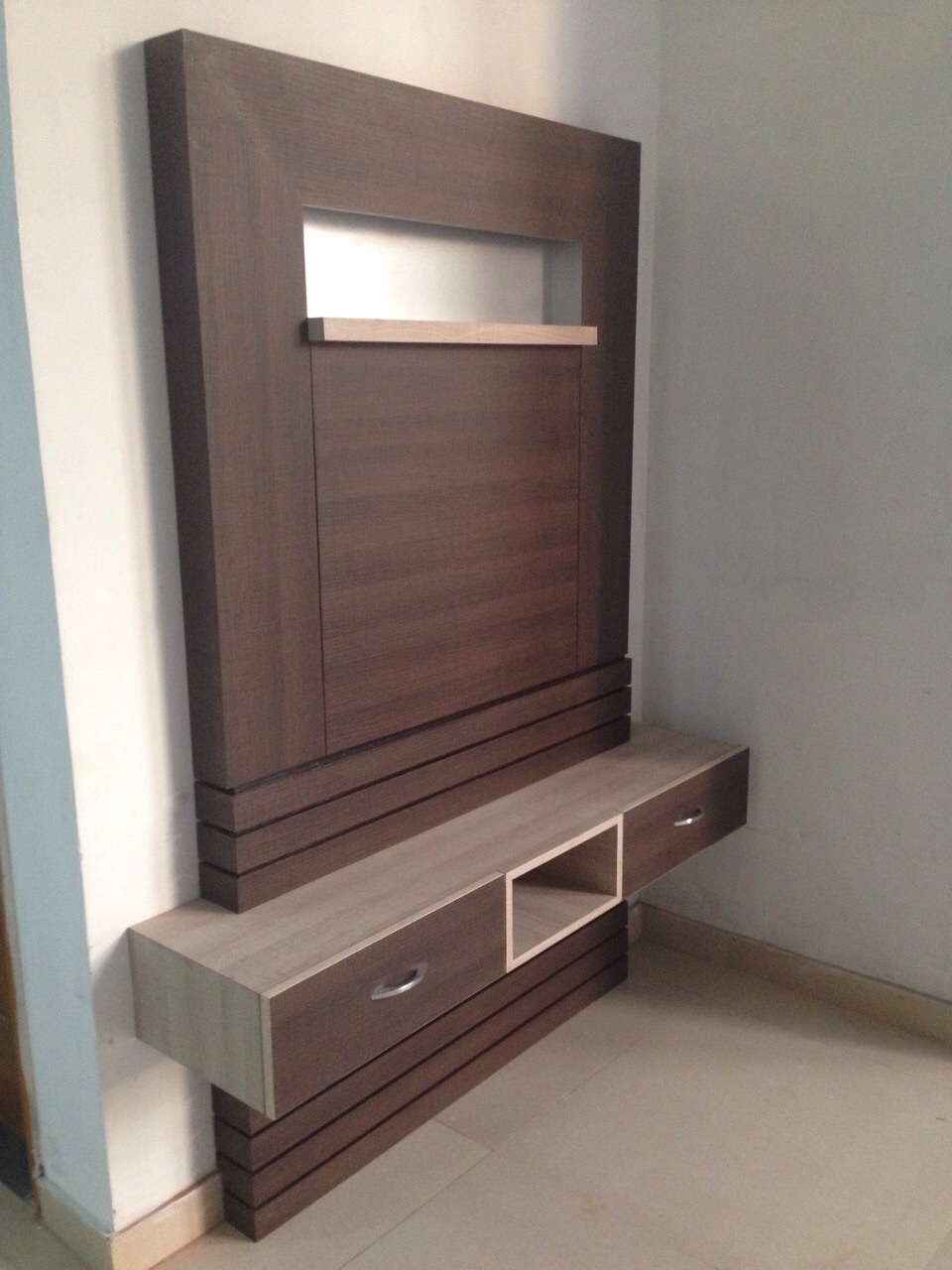 Modern Lcd Wall Panel