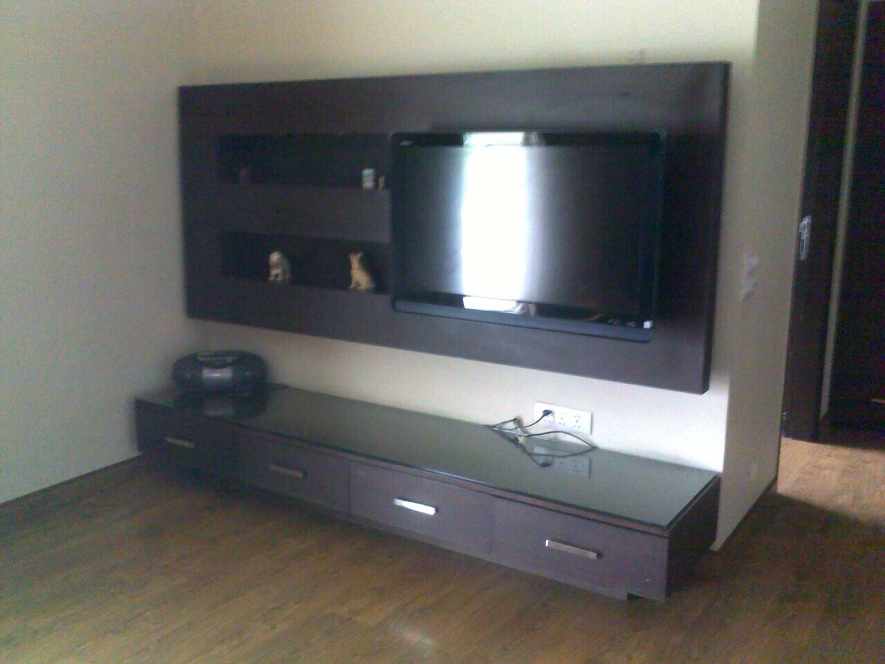 Modern Lcd Wall Panel