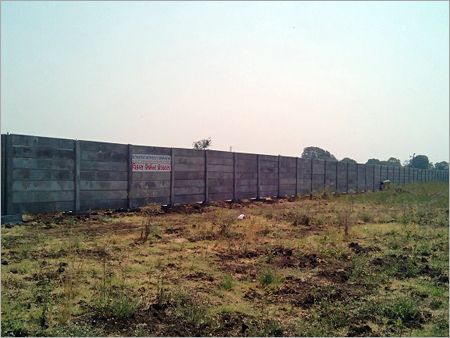 आरसीसी बाउंड्री वाल