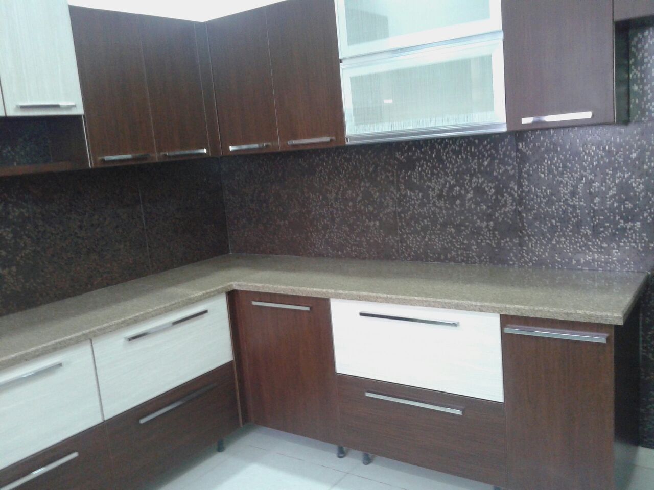 Modern Laminates Kitchen
