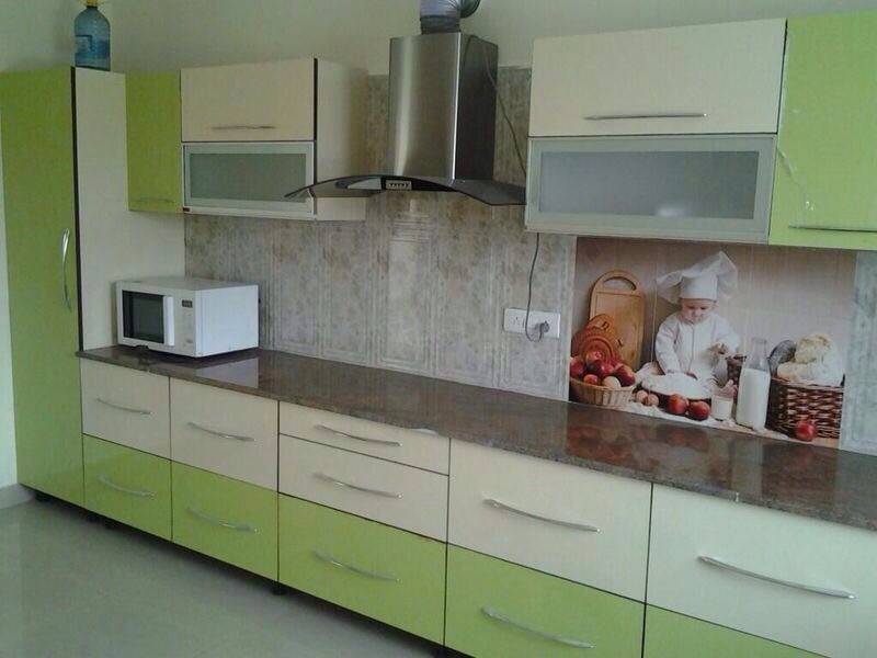 Modern High Gloss Kitchen