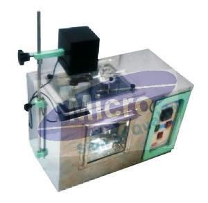 Kinametic Viscometer Bath का उपयोग तरल पदार्थों की चिपचिपाहट को मापने के लिए किया जाता है। यह एक उच्च सटीक उपकरण है जो प्रयोगशाला में विभिन्न अनुसंधान और विकास अनुप्रयोगों के लिए उपयुक्त है।