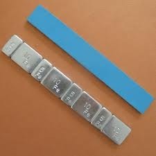 व्हील बैलेंसिंग टेप