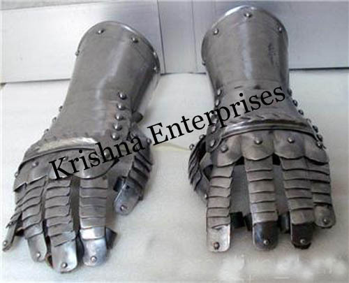 आर्मर गॉंटलेट