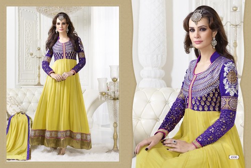 आकर्षकanorकली ड्रेस