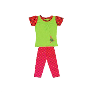 बच्चों का पायजामा सेट