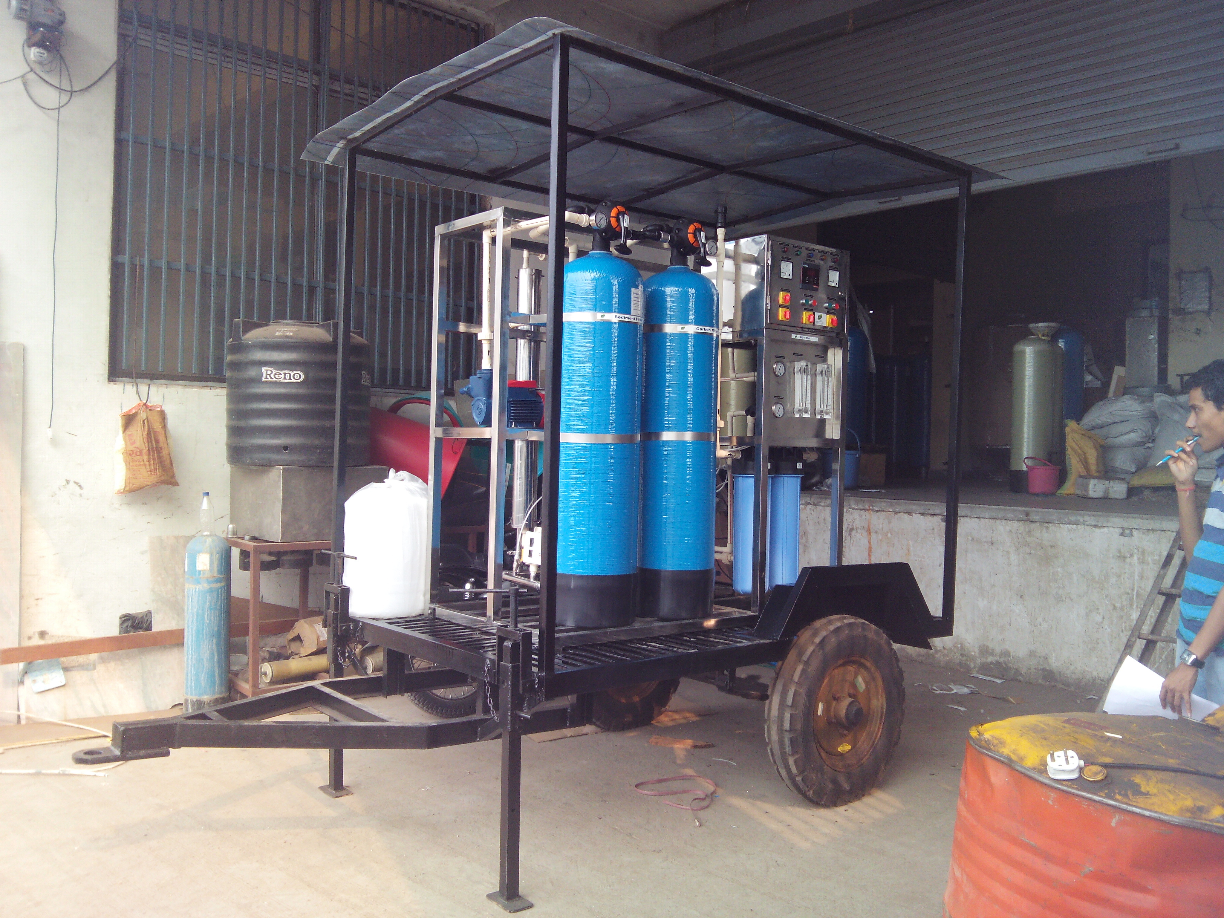 Mobile Ro Plants - Automatic Grade: Semi Automatic