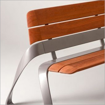 डिजाइनर बेंच