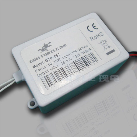 पनरोक लगातार वोल्टेज एलईडी चालक