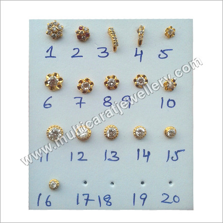 रंगीन पत्थर की नथ