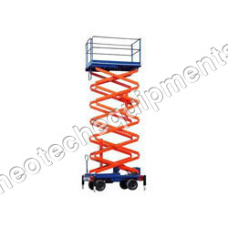 Multi Scissor Lift Table Lifting Capacity: 500Kg