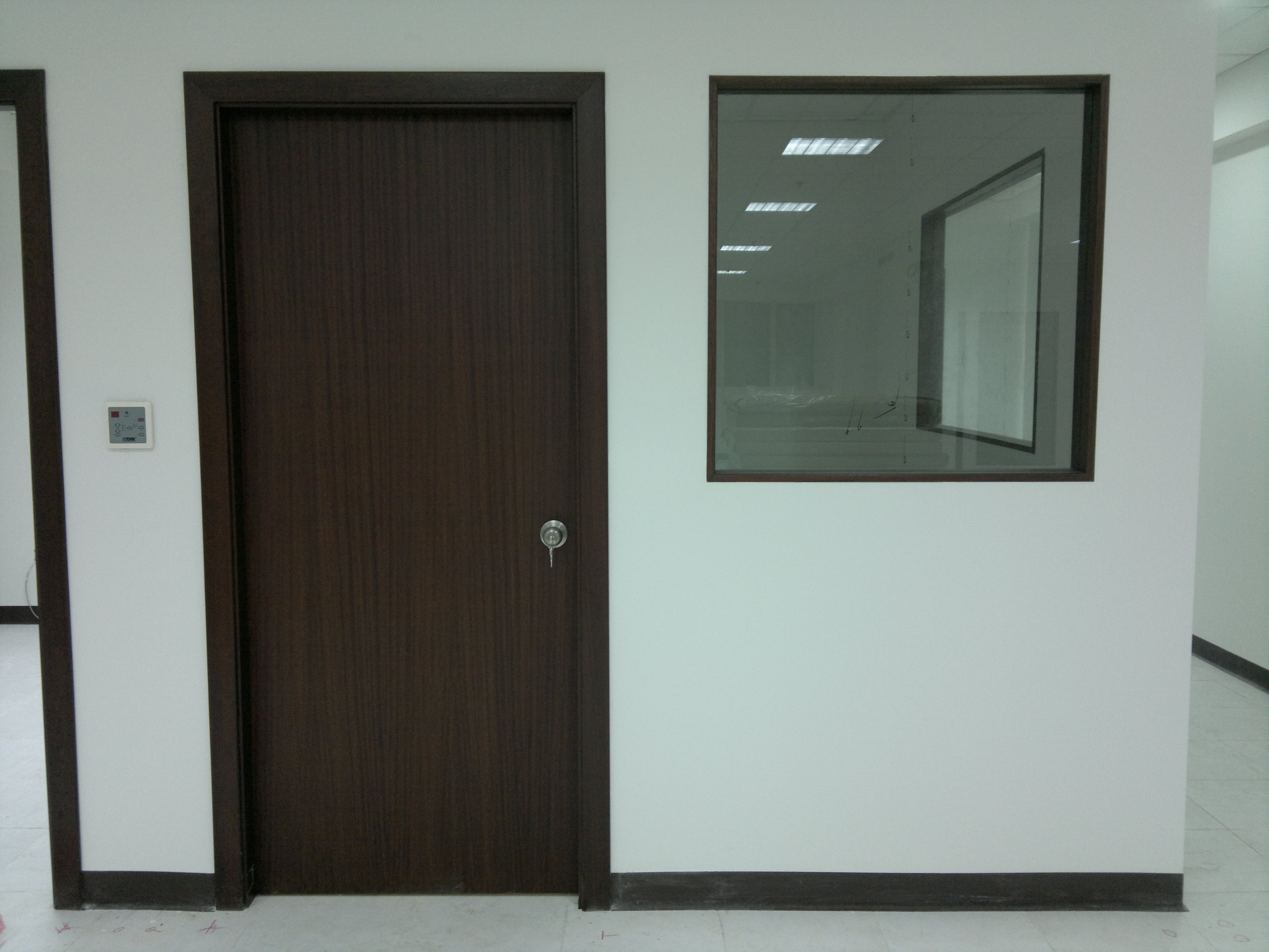 Glass Door - Strong Glass, Scratch Resistant, High Durability | Ideal For Exterior And Interior Use, Entry Door For Offices And Residences