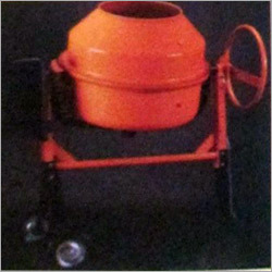 हाथ से चलाने वाला कंक्रीट मिक्सर