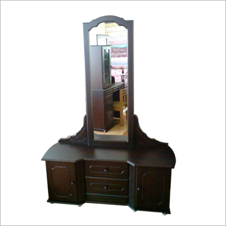 ड्रेसिंग टेबल