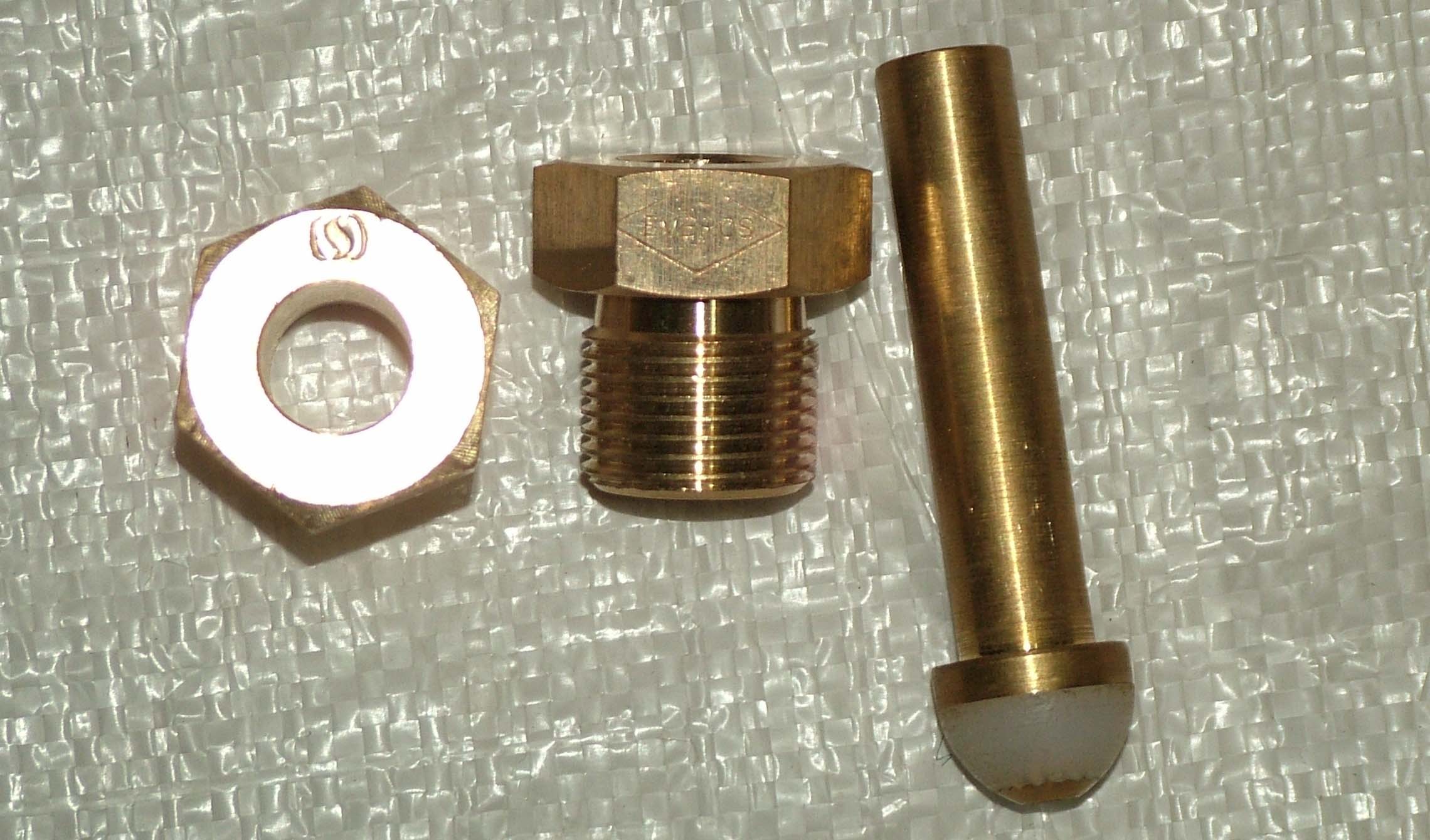 Oxygen Brass Manifold Nut Nipple