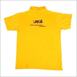 लोगो प्रिंटेड टी शर्ट