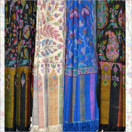 पश्मीना कानी शॉल्स