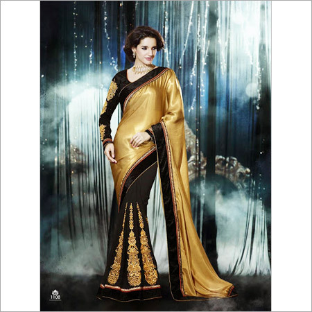 फैशन डिजाइनर साड़ी