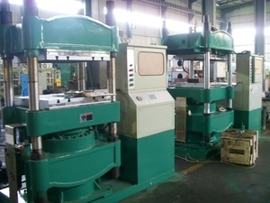 HYDRLOLIC SILVER DONA,PLATE MACHINE MANUFACTURER & SUPPLIER EXPORTER