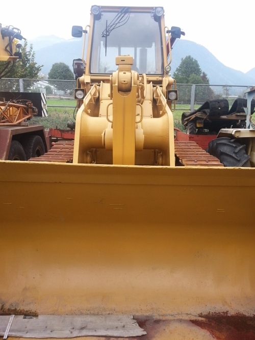 Caterpillar 963 Crawler Loader