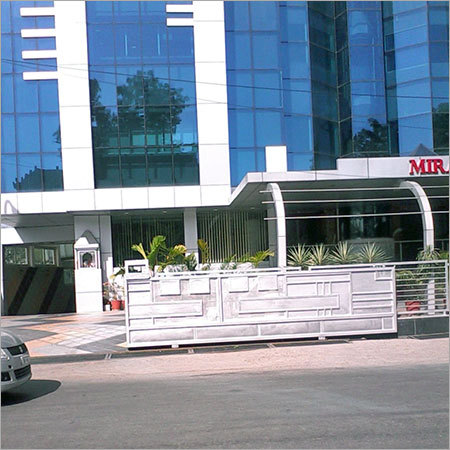 SS स्लाइडिंग गेट